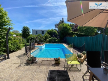 Charmantes Einfamilienhaus in Ruhelage mit Pool, Carport und mediterranem Flair in Gainfarn, 2540 Bad Vöslau, Haus