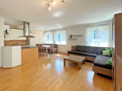 Charmante 2-Zimmer-Wohnung mit Terrasse und überdachtem Abstellplatz, 6070 Ampass, Terrassenwohnung